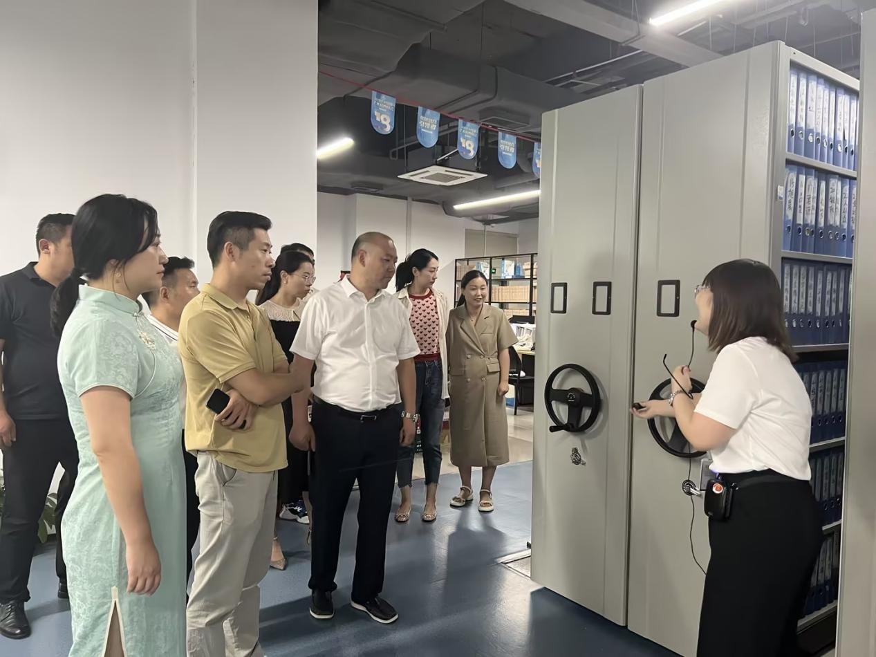 深入企业走访交流 积极沟通共促发展--郑州市青年企业家商会持续开展企 业走访活动(图3) 图片 2.png