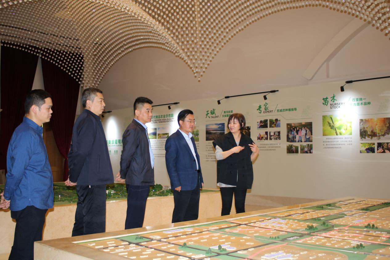 区工商联开展“万人助万企”活动(图2) 区工商联开展“万人助万企”活动(图2)