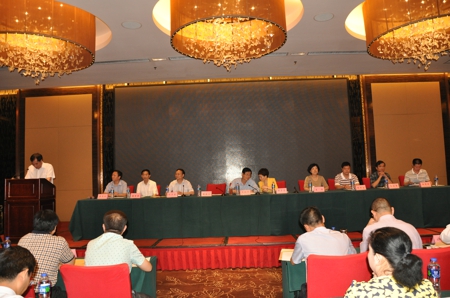 伟德体育直播开奖入口十七届五次常委会议在上街隆重召开(图1) 伟德体育直播开奖入口十七届五次常委会议在上街隆重召开(图1)