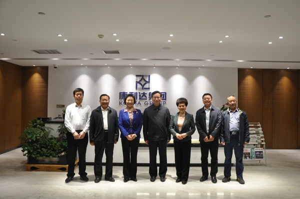 全国工商联副主席谢经荣一行到郑州调研(图5) 全国工商联副主席谢经荣一行到郑州调研(图5)