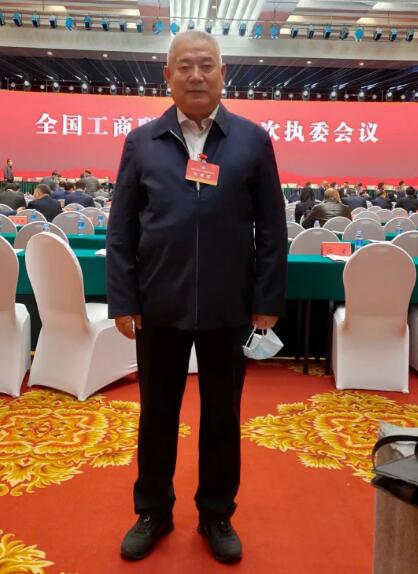 郑州市古玩业商会蒋继明会长赴南宁参加全国工商联十二届四次执委会(图3) 郑州市古玩业商会蒋继明会长赴南宁参加全国工商联十二届四次执委会(图3)