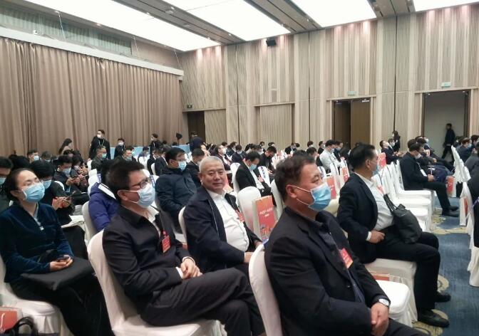 郑州市古玩业商会蒋继明会长赴南宁参加全国工商联十二届四次执委会(图4) 郑州市古玩业商会蒋继明会长赴南宁参加全国工商联十二届四次执委会(图4)