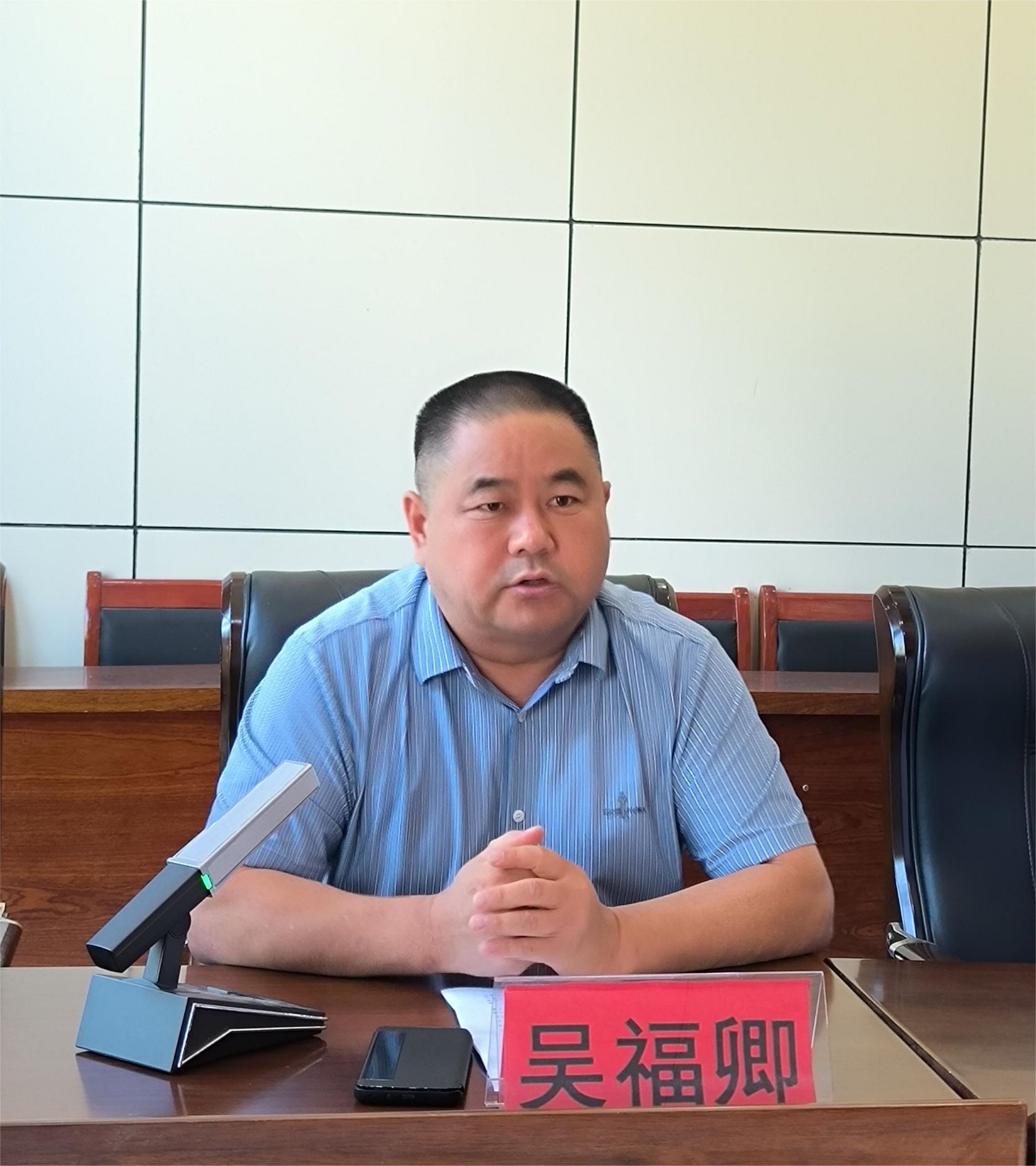 郑州延津商会魏邱籍会员回乡捐资助学(图3) 503bb5a3bdf4d6178d2c3e61a44da6d.jpg