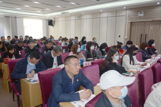 集中讲 深入学---郑州市社会组织党史学习教育集中上党课活动在温州商会举行(图3)
