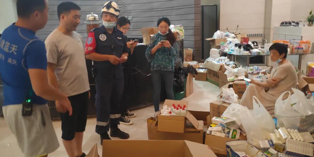 郑州市南平商会抗洪救灾献爱心在行动（一）(图2)