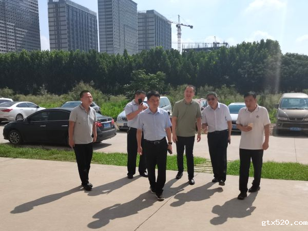 中牟县刘集镇:当好“店小二”、做好“贴心人”，打造优化营商环境“新名片”(图2)