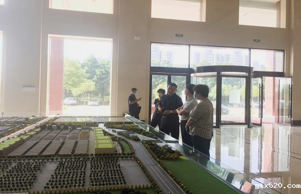 调研万邦集团  提出殷切期望(图2)