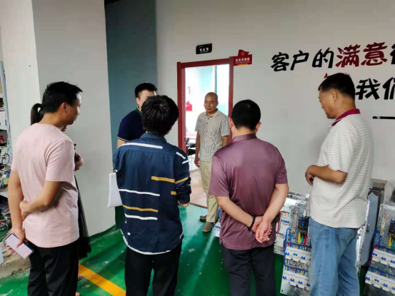 中牟县开展“三送一强”活动(图1)