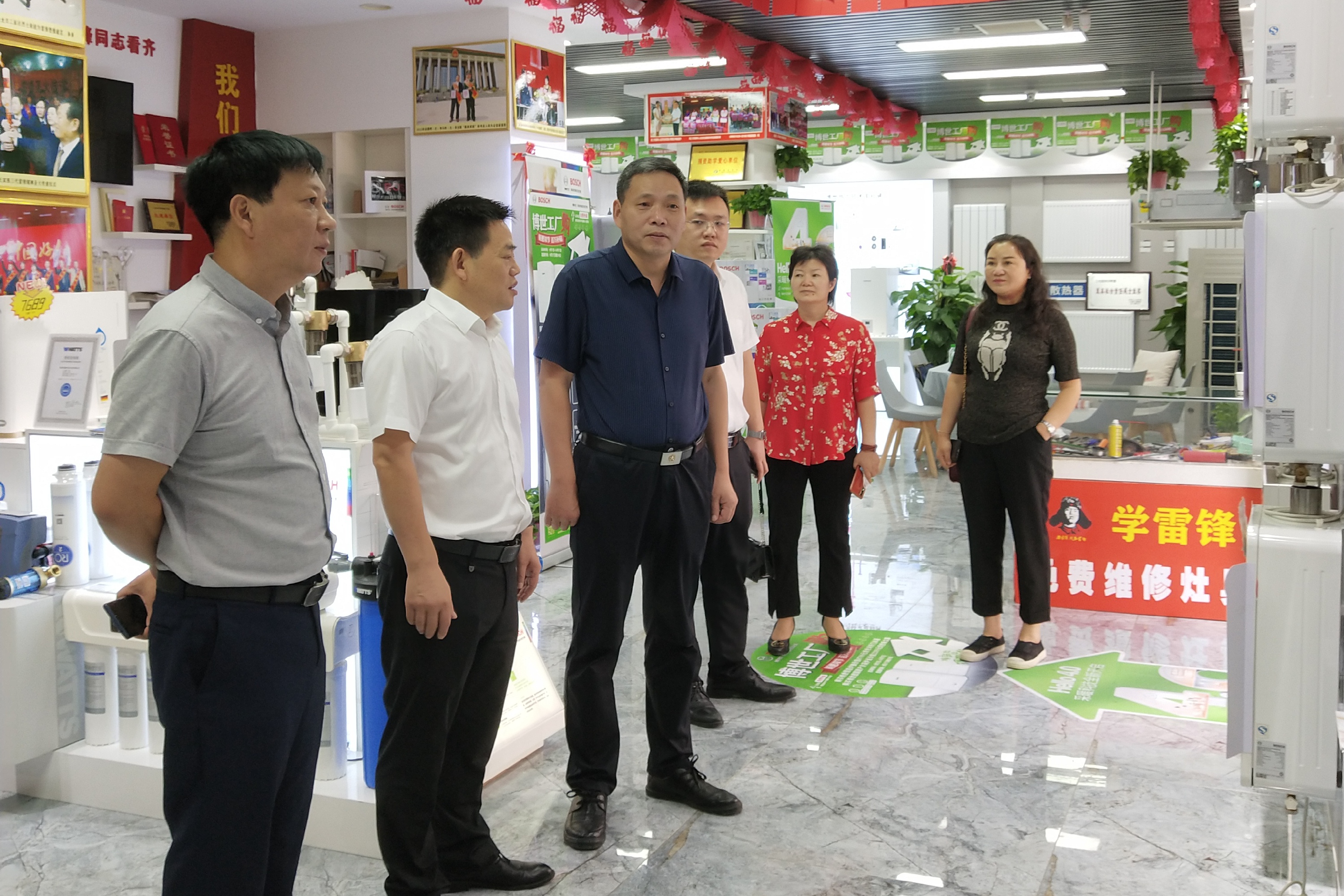 伟德体育直播开奖入口开展专题调研(图3) 伟德体育直播开奖入口开展专题调研(图3)