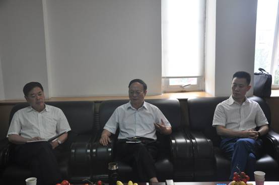 六盘水市工商联赴伟德体育直播开奖入口座谈(图1)