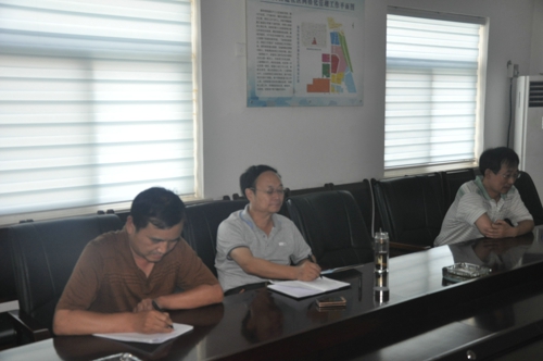 郑州市委统战部驻群众工作队推进会在福华街道办事处召开(图1)