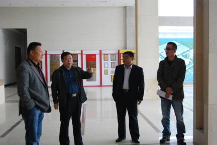 惠济区工商联到非公经济企业调研并指导理想信念教育活动转段工作。(图1)