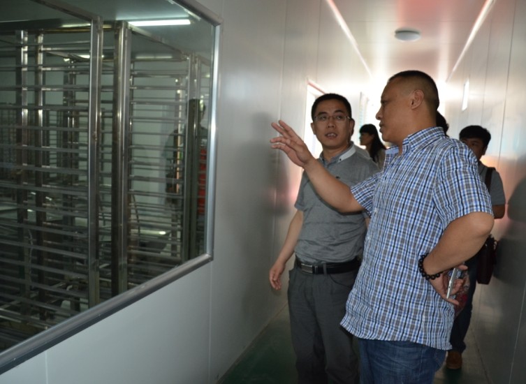 中原区工商联组织机关干部赴兰考、民权参观学习(图4)