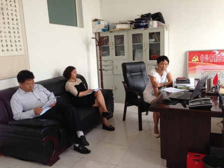 新密市工商联召开专题组织生活会(图2)