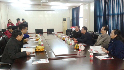 管城区张平安部长调研河南圆方物业管理有限公司(图2)