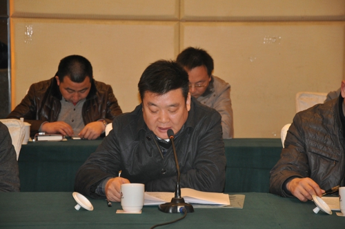 伟德体育直播开奖入口召开座谈会(图2)