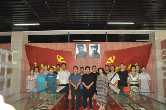 伟德体育直播开奖入口组织开展红色文化学习教育活动(图2)