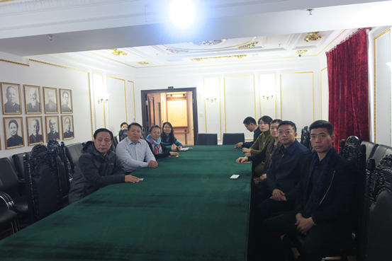 伟德体育直播开奖入口组团赴天津、哈尔滨考察文史馆建设(图2)