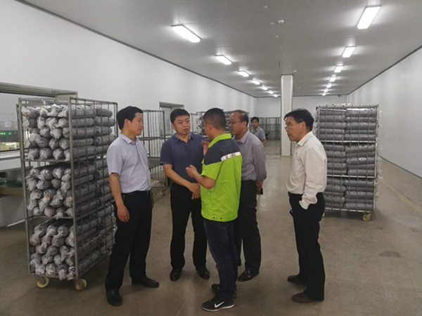 调研卢氏结远亲 帮扶脱贫情义深(图2) 调研卢氏结远亲 帮扶脱贫情义深(图2)