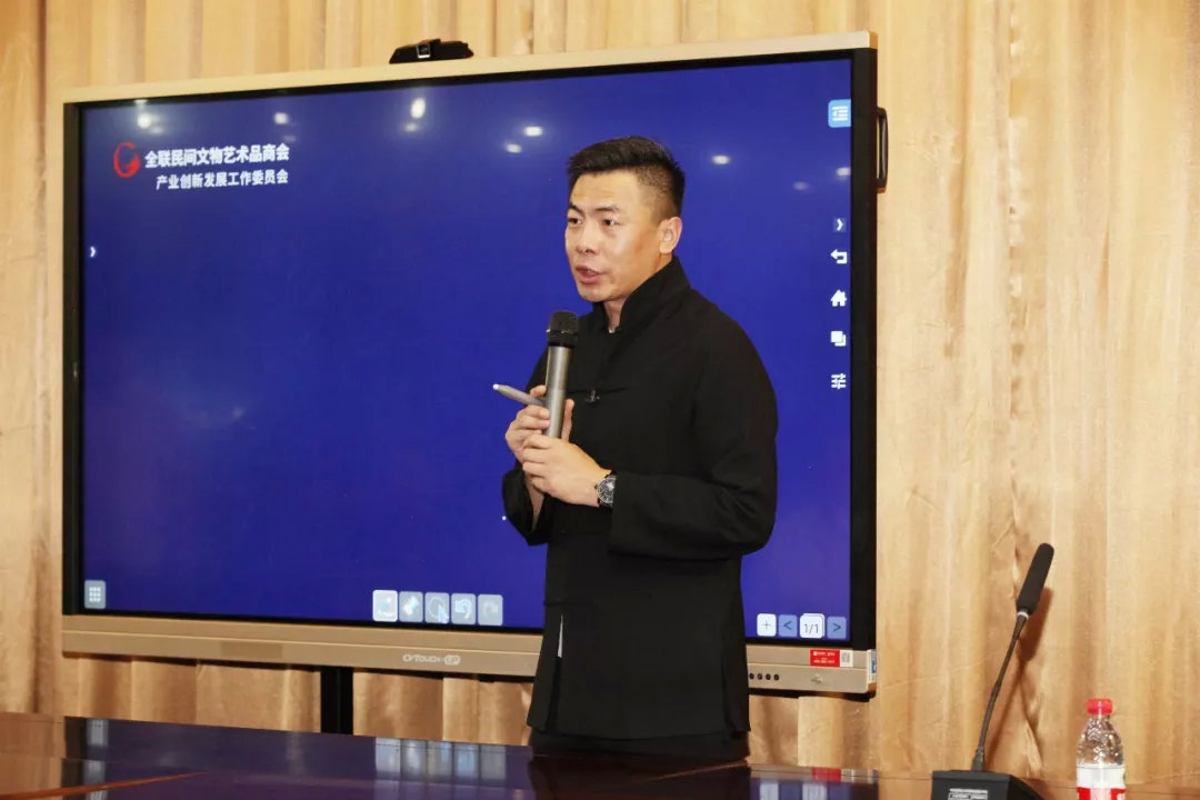 郑州市古玩业商会年会在郑州隆重举行(图7) 郑州市古玩业商会年会在郑州隆重举行(图7)