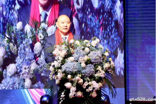 郑州市青年企业家商会一届二次会员大会暨2020年迎新年会成功举办(图2)