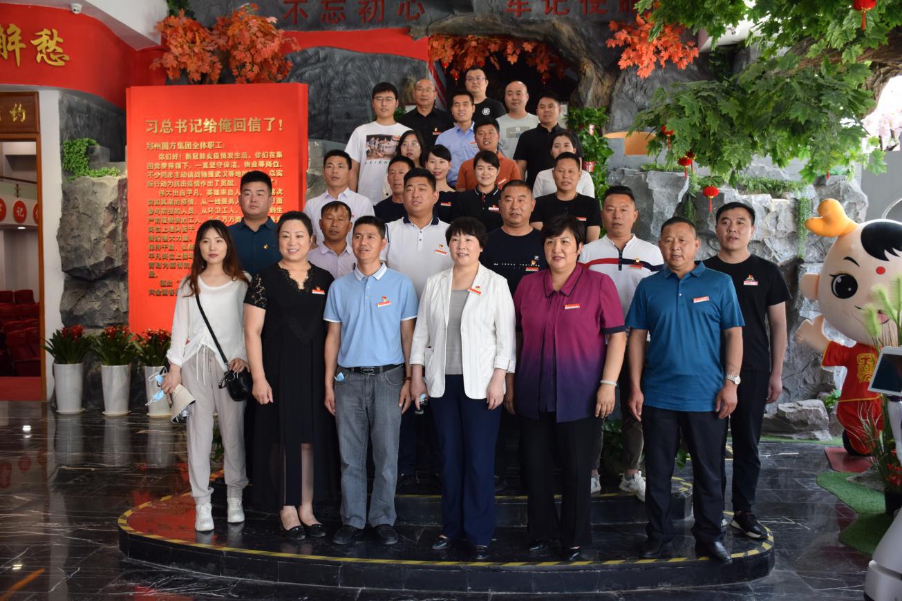 “学习榜样力量  弘扬劳动精神”(图1)