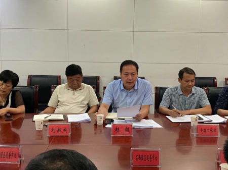 高新区民营经济“两个健康”提升行动暨“一联三帮”专项行动推进会召开(图2)