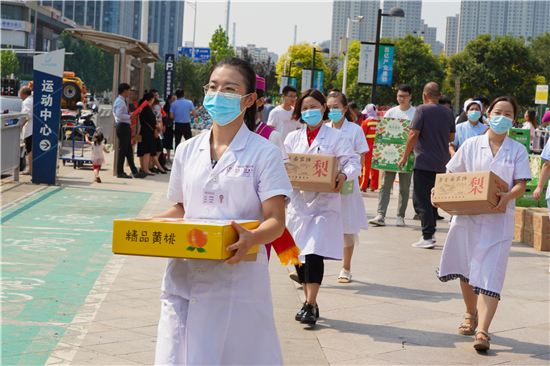 高新区党群工作部举办爱心助农公益活动(图3)