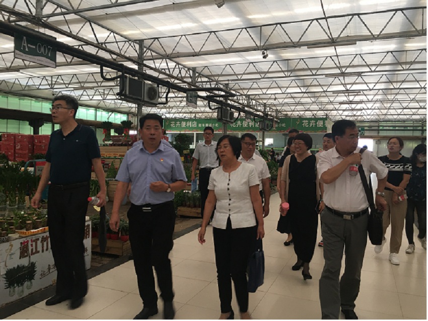 济南市工商联重点课题调研组来郑调研(图2)