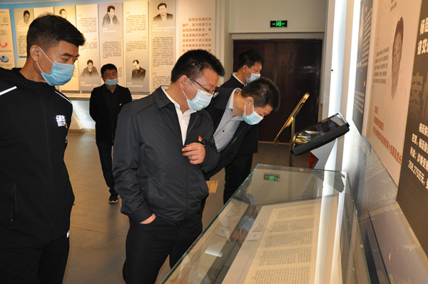 伟德体育直播开奖入口开展“以案促改 廉洁从政”主题教育活动(图1)