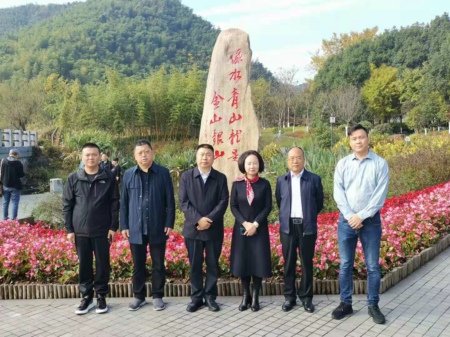 新密市政协副主席、工商联主席宋林祥带队赴浙江考察调研(图1) 新密市政协副主席、工商联主席宋林祥带队赴浙江考察调研(图1)
