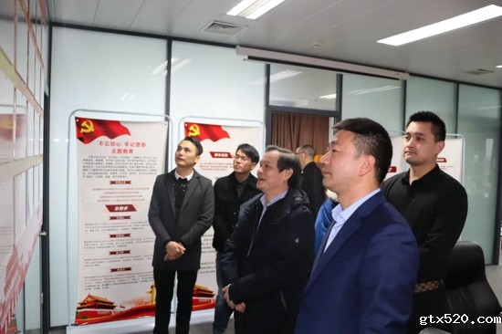 福建省台湾同胞联谊会党组书记江荣全来访郑州市南平商会(图3)