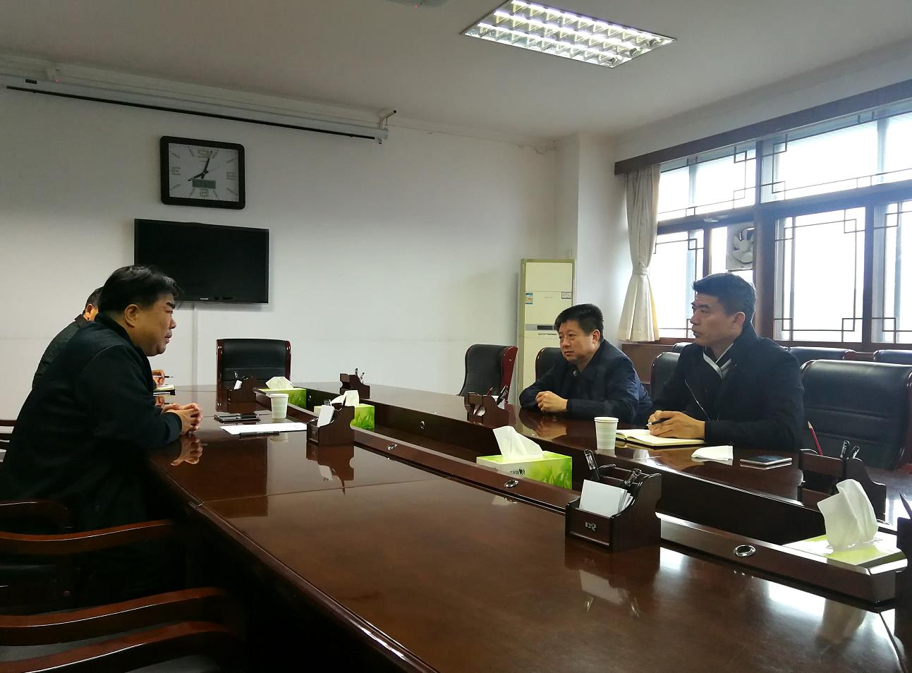伟德体育直播开奖入口副主席王清祥一行到二七区调研民营经济“两个行动”工作(图1)